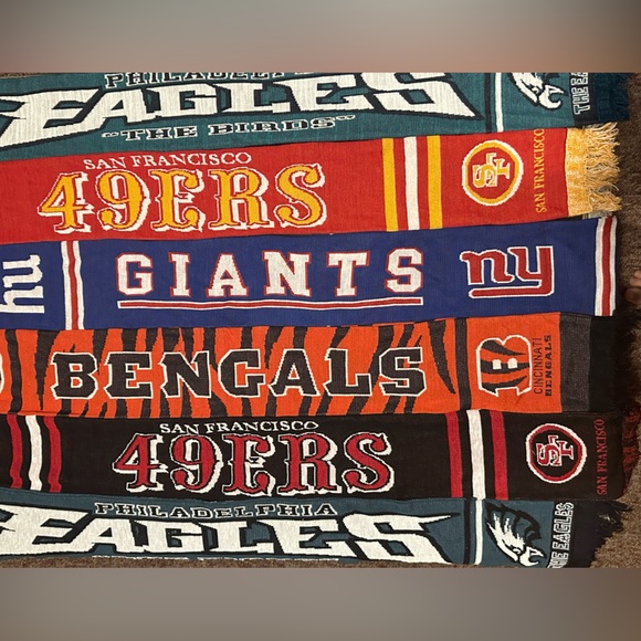 NFL™️Official GameDay Knit Scarves 🧣🏈🍁 - Picture 6 of 8
